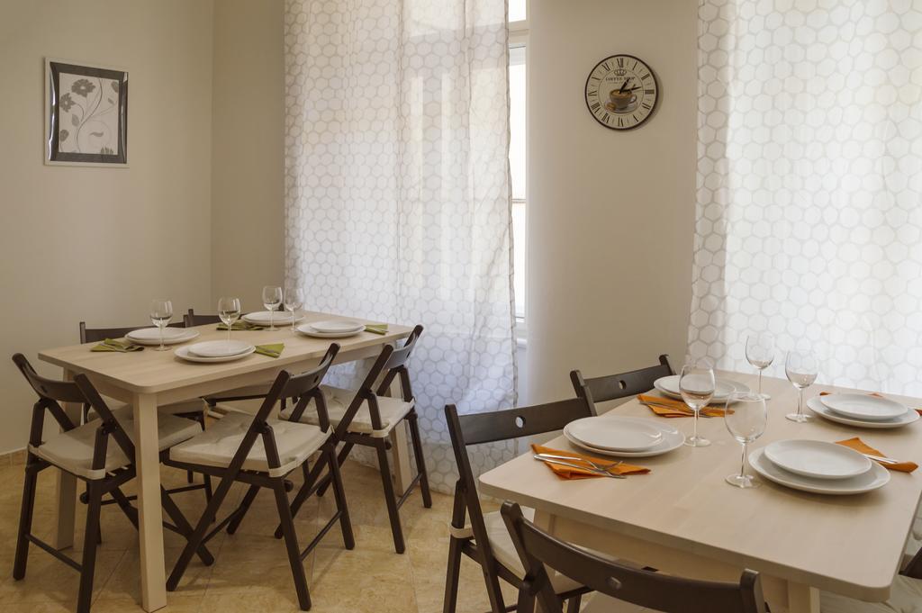 Modern Apartment Zlatnicka 8 Прага Екстериор снимка