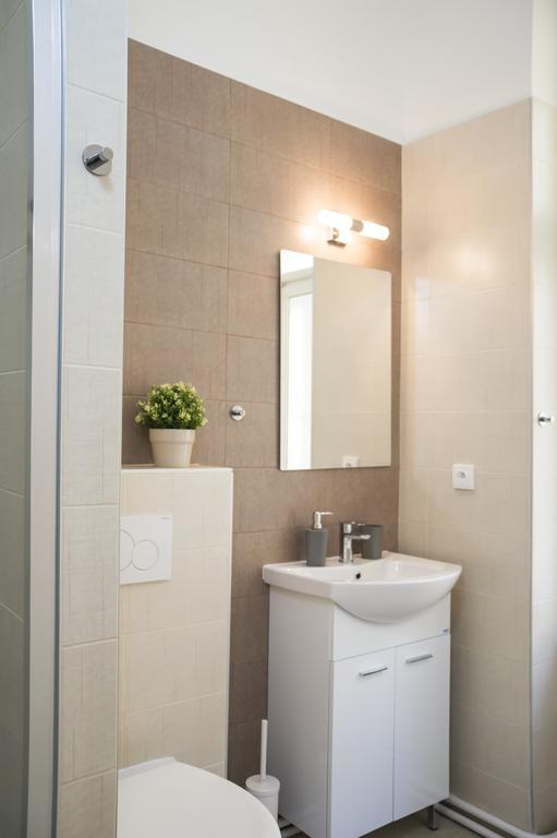 Modern Apartment Zlatnicka 8 Прага Екстериор снимка