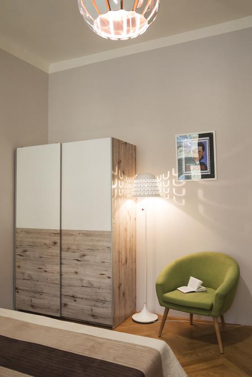 Modern Apartment Zlatnicka 8 Прага Екстериор снимка