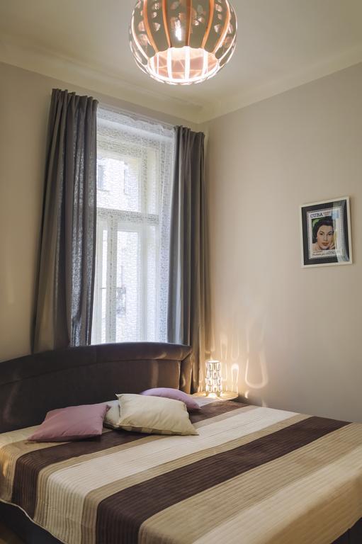 Modern Apartment Zlatnicka 8 Прага Екстериор снимка